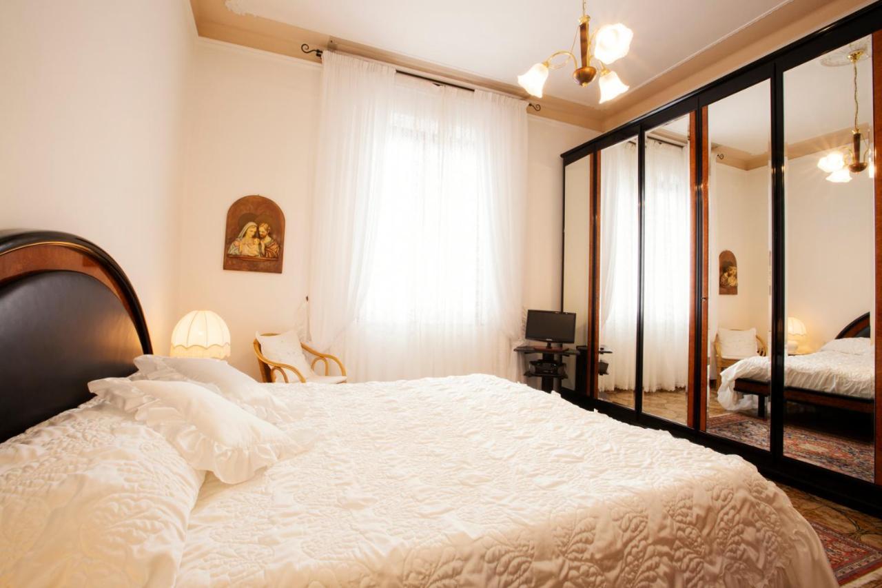 Room Cavour, Nearby Cinqueterre لا سبيتسْيا المظهر الخارجي الصورة